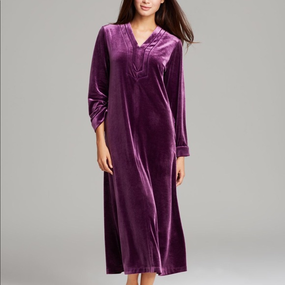 oscar de la renta night dress